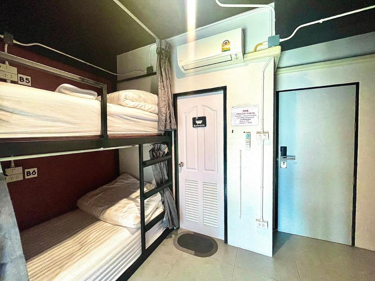 New Warm Light Hostel Chiang Mai Exterior photo