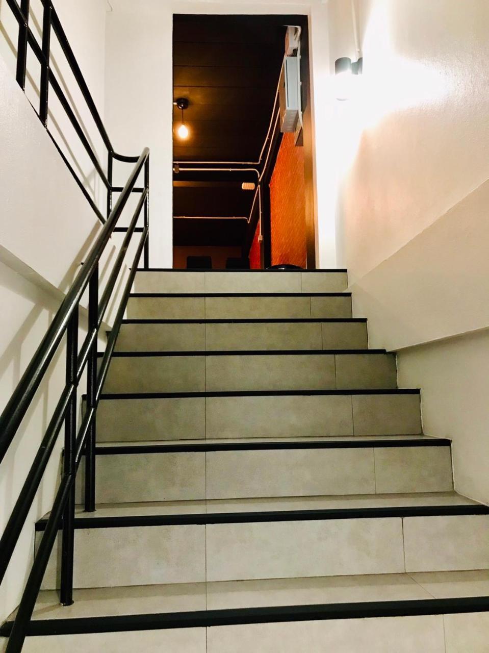 New Warm Light Hostel Chiang Mai Exterior photo